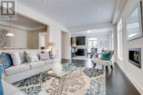( Upper ) - 383 Robert Parkinson Drive, Brampton, ON L7A0C4 Photo 4