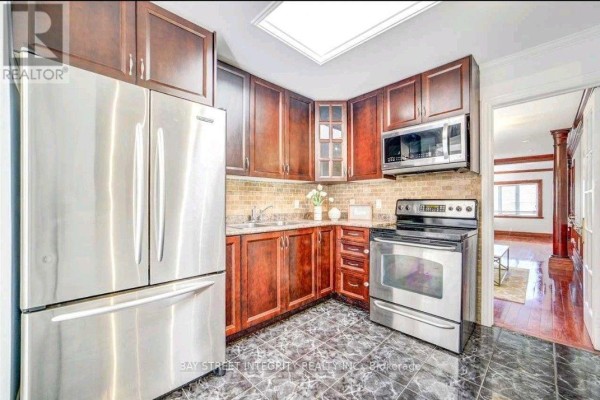 Bedroom 2 - 383 Silverthorn Avenue, Toronto, ON M6M3H1 Photo 5