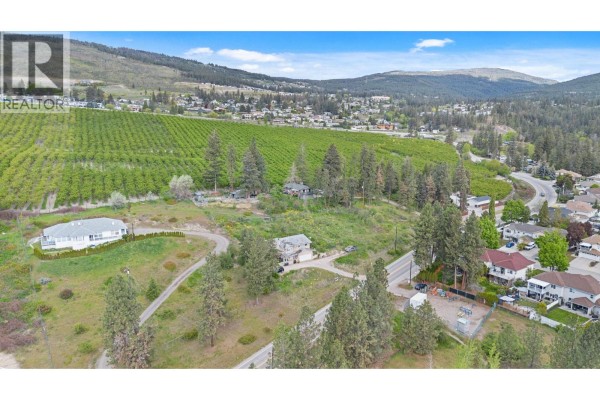 3830 Gellatly Road S, West Kelowna, BC V4T2K6 Photo 5