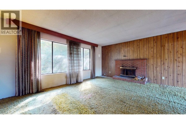 38347 Guilford Drive, Squamish, BC V8B0X8 Photo 2