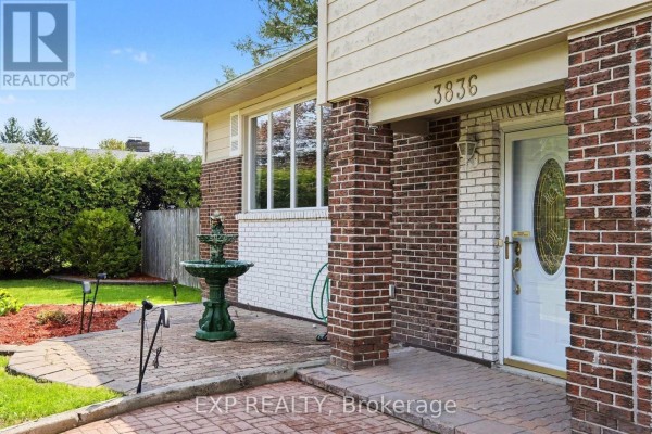 3836 Leitrim Road, Ottawa, ON, photo 3