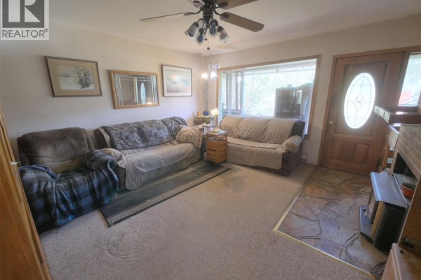 Storage - 3837 Pass Creek Road, Crescent Valley, BC V0G1H1 Photo 3