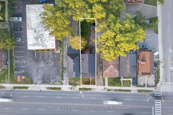 Laundry room - 384 Wharncliffe Road S, London South, ON N6J2M1 Photo 5