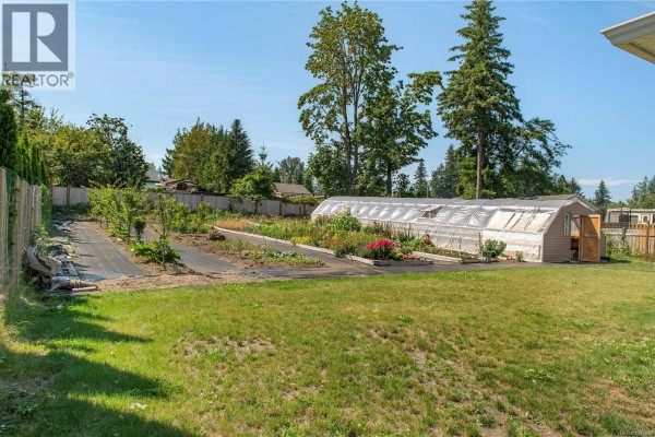 Entrance - 3840 Discovery Dr, Campbell River, BC V9W4X4 Photo 5