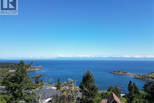 3845 Sundown Dr, Nanaimo, BC, photo 2