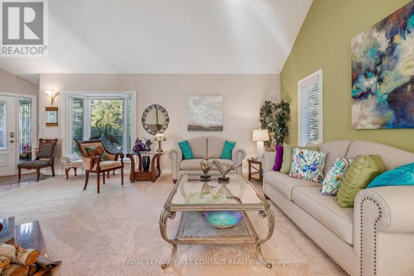 Family room - 3847 West Street, Innisfil, ON L9S2L8 Photo 5