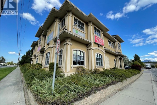 385 Glenmore Road, Kelowna, BC, photo 3