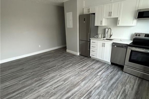 Bedroom - 385 Melvin Avenue Unit# 205, Hamilton, ON L8H2K6 Photo 3