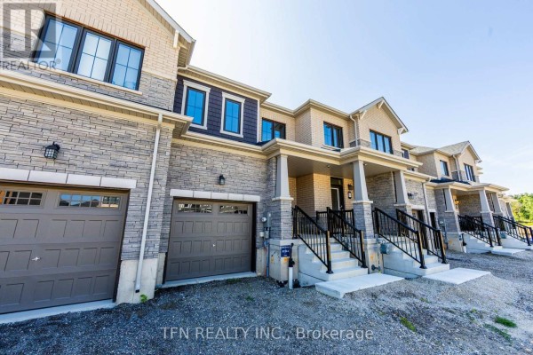 385 Starlight Avenue, Woolwich, ON, photo 3