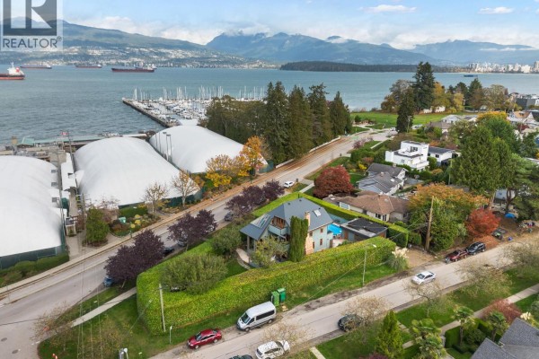3850 Point Grey Road, Vancouver, BC V6R1B4 Photo 5