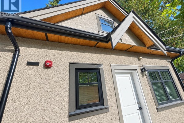 3850 W 38 Avenue, Vancouver, BC V6N2Y4 Photo 2