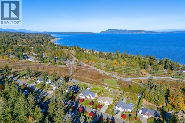 Bonus Room - 3855 Creekside Dr, Bowser, BC V0R1G0 Photo 4