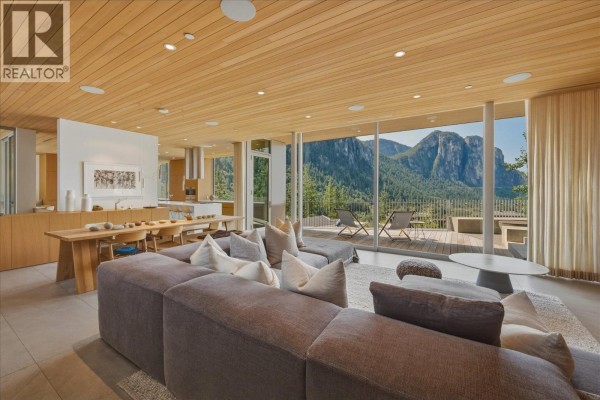 38574 High Creek Drive, Squamish, BC, photo 2