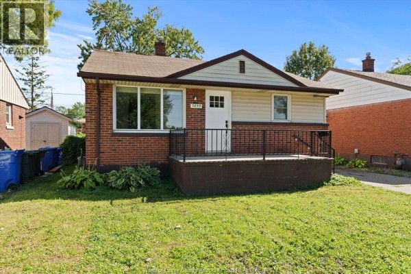 Laundry room - 3859 Birch, Windsor, ON N9C1Z4 Photo 3