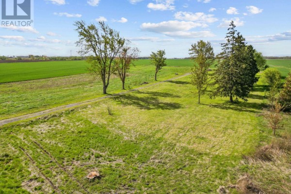 3859 Wardell Drive, Adelaide Metcalfe, ON N7G3H7 Photo 3
