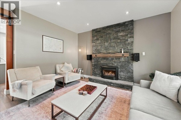 38590 Westway Avenue, Squamish, BC V8B0W4 Photo 4