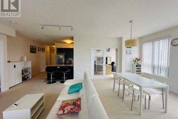 386 - 11211 Yonge Street, Richmond Hill, ON L4S0E9 Photo 4