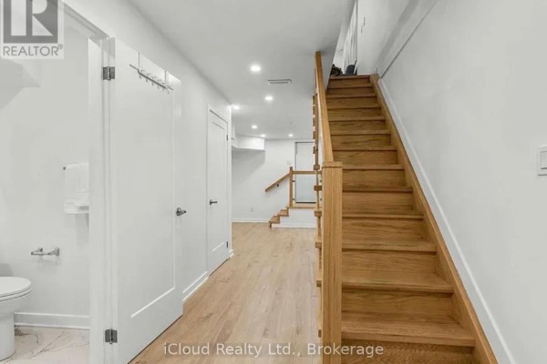 Primary Bedroom - 386 Coxwell Avenue, Toronto, ON M4L3B7 Photo 4