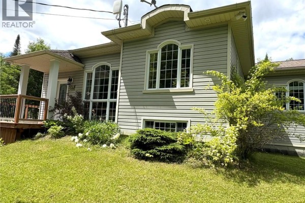 Storage - 386 Martin Street, Sainte Anne De Madawaska, NB E7E1R1 Photo 2