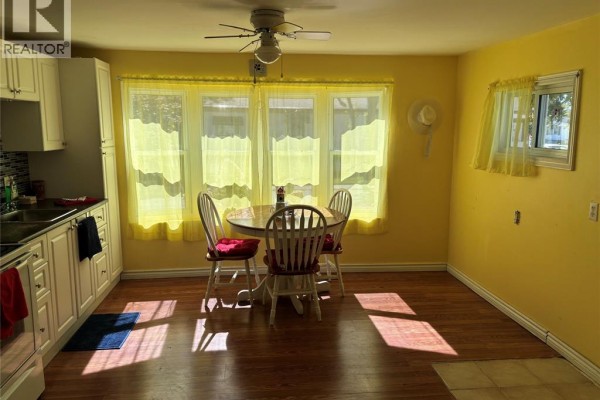 Sunroom - 386 North Malden, Essex, ON N8M2V3 Photo 3