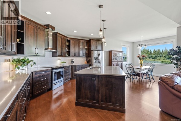 Kitchen - 3861 Creekside Dr, Bowser, BC V0R1G0 Photo 4