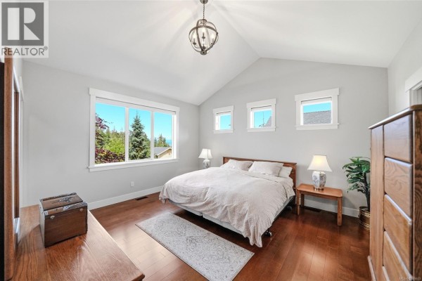 Living room - 3861 Creekside Dr, Bowser, BC V0R1G0 Photo 5