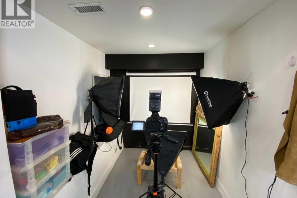 3863 Hastings Street, Burnaby, BC V6C2H7 Photo 5