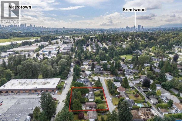 3863 Winlake Crescent, Burnaby, BC V5A2G6 Photo 3
