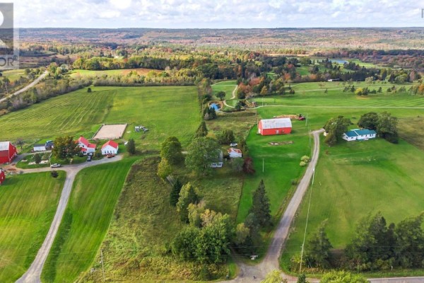 Den - 3865 Highway 357, Meaghers Grant, NS B0N1V0 Photo 5
