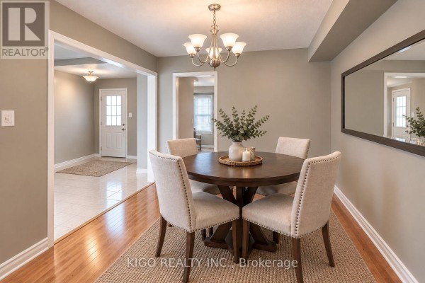Dining room - 3868 Craighurst Avenue, Mississauga, ON L5N6V6 Photo 3