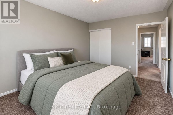 Primary Bedroom - 3868 Craighurst Avenue, Mississauga, ON L5N6V6 Photo 5