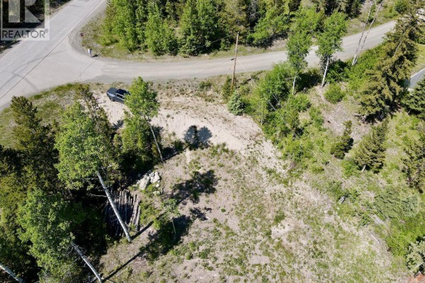 3868 Rainbow Drive, Logan Lake, BC V1S1Y8 Photo 5