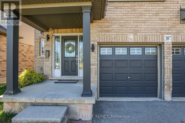 Recreational, Games room - 387 Murray Street, Grimsby, ON L3M3P4 Photo 3