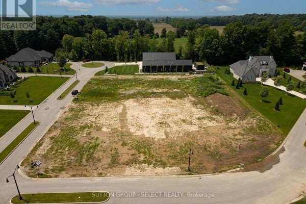 3870 South Winds Drive, London South, ON, photo 2