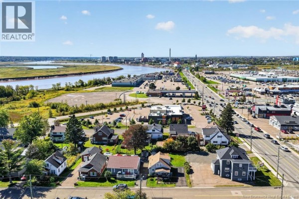 Loft - 388 Beausejour, Dieppe, NB E1A1Y6 Photo 4