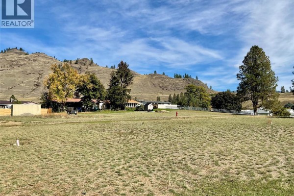 388 Fourth Avenue, Midway, BC V0H1M0 Photo 3