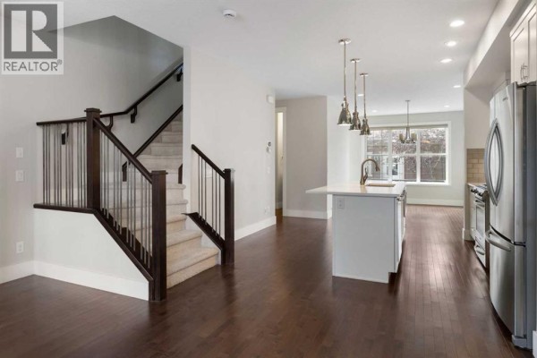 5pc Bathroom - 388 Quarry Park Boulevard Se, Calgary, AB T2C5M9 Photo 5