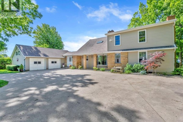 388 Seacliff Drive West, Leamington, ON, photo 2