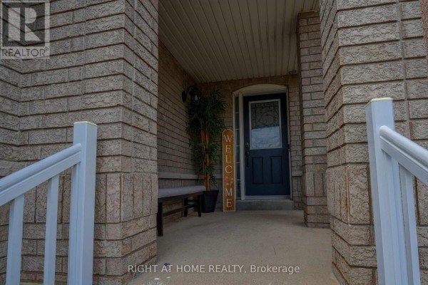 Family room - 3881 Partition Road, Mississauga, ON L5N8N2 Photo 3