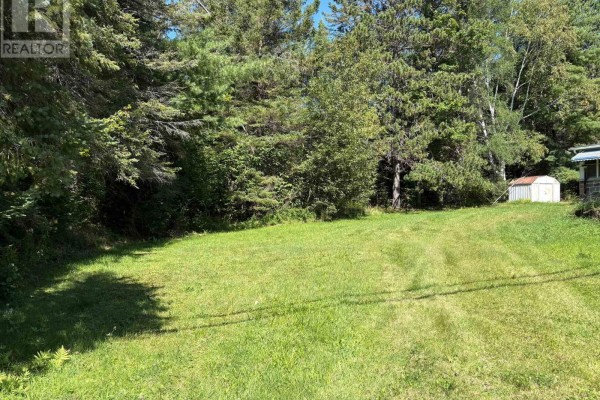 Living room - 38871 Combermere Road, Madawaska Valley, ON K0J1L0 Photo 2