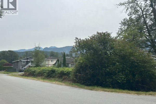 38896 Newport Road, Squamish, BC, photo 2