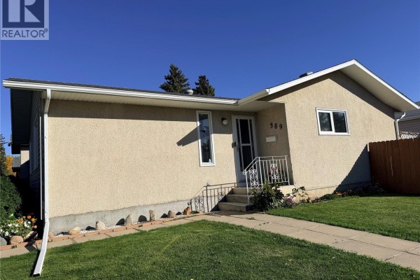 389 Meighen Crescent, Saskatoon