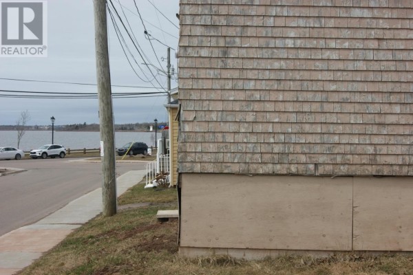 389 Second Street, Summerside, PE C1N0G2 Photo 5