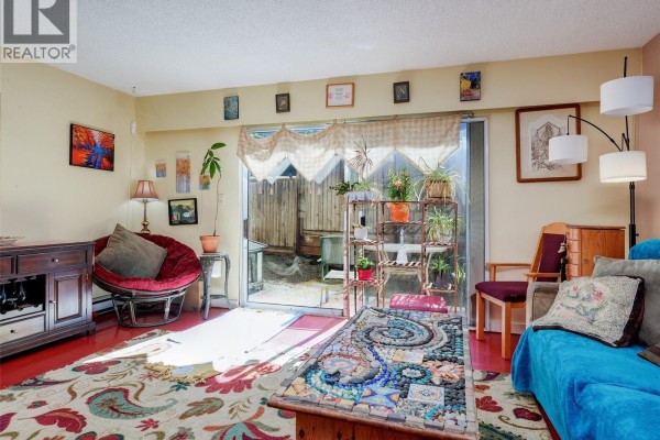 3890 Braefoot Rd, Saanich, BC, photo 3