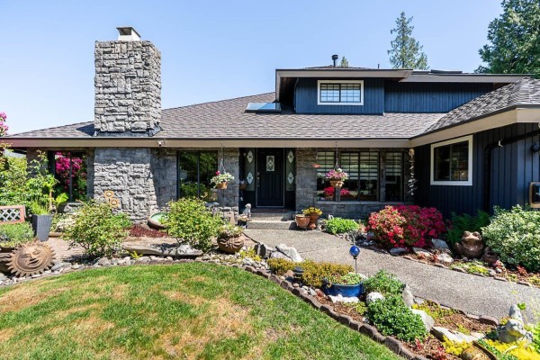 3892 155 Street, Surrey, BC V3Z0G7 Photo 3