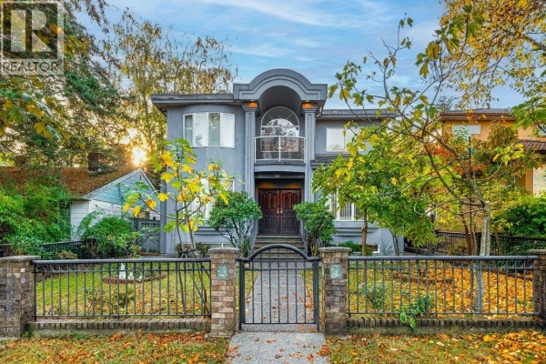 3895 Glendale Street, Vancouver