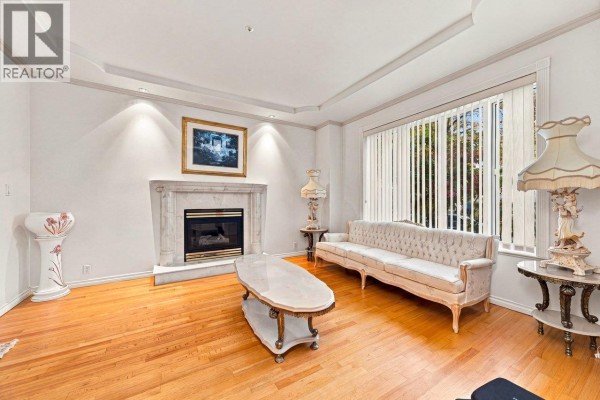 3895 Glendale Street, Vancouver, BC V5R1C6 Photo 5