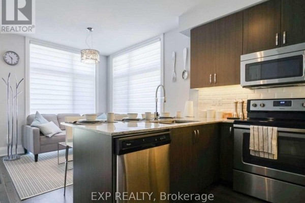 39 - 15 Eldora Avenue, Toronto, ON M2M1A4 Photo 4