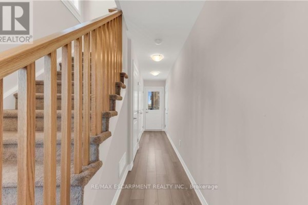 Bedroom 2 - 39 - 19 Picardy Drive, Hamilton, ON L8J0M7 Photo 5