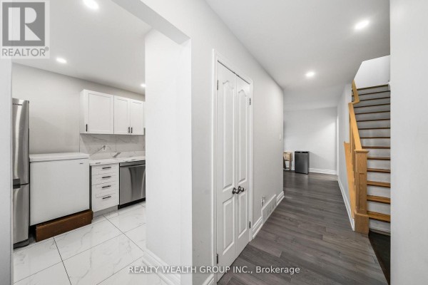 39 - 521 Timber Lane, Burlington, ON L7L4B1 Photo 4
